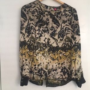 Vince Camuto top